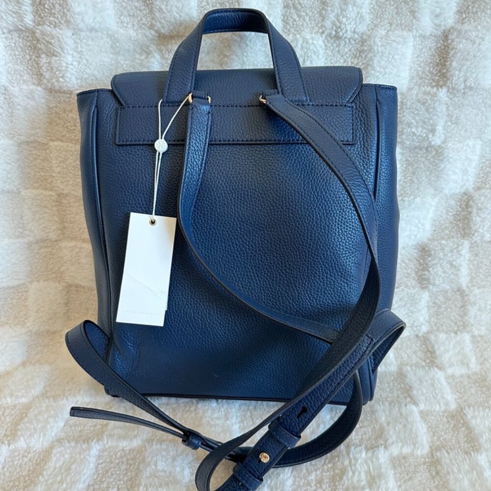 NWT! RARE! Tory Burch Carter Flap Pebbled Leather Backpack In Roal Navy 67320 - Picture 3 of 9